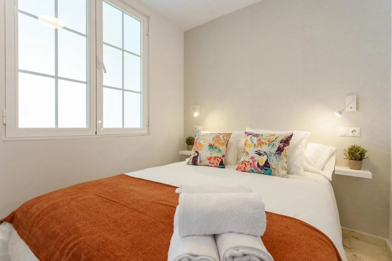 Malagasuite Carihuela Apartments 토레몰리노스 스페인