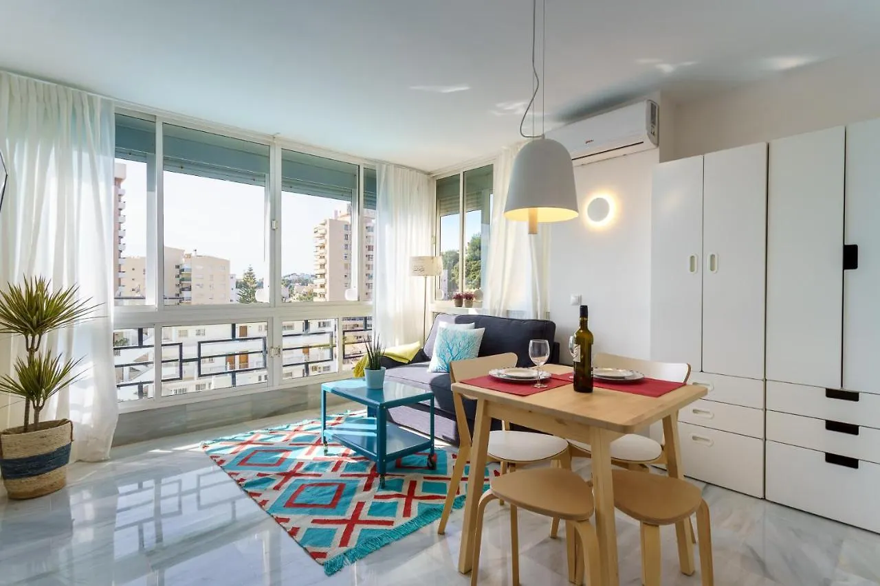 Malagasuite Carihuela Apartments Torremolinos
