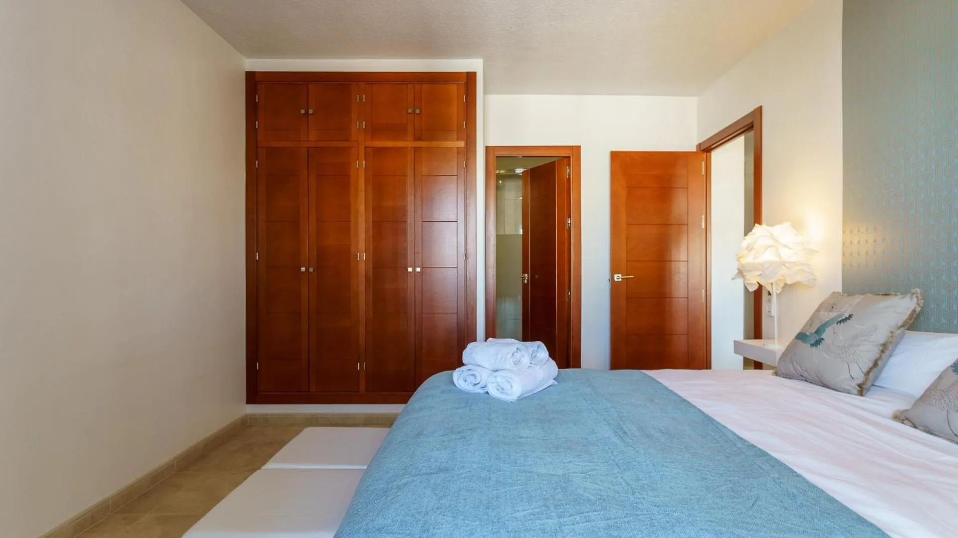 Malagasuite Carihuela Apartments Torremolinos