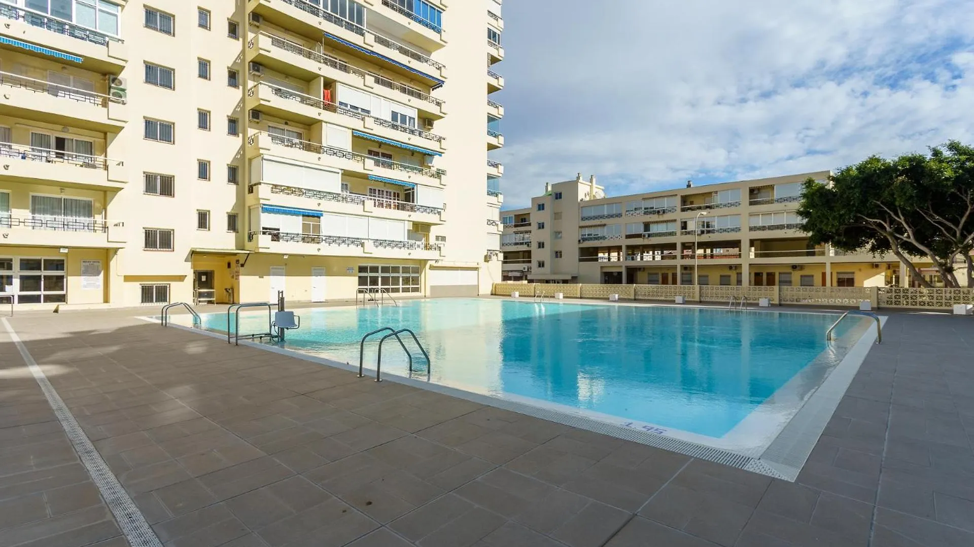 Malagasuite Carihuela Apartments Torremolinos Spain