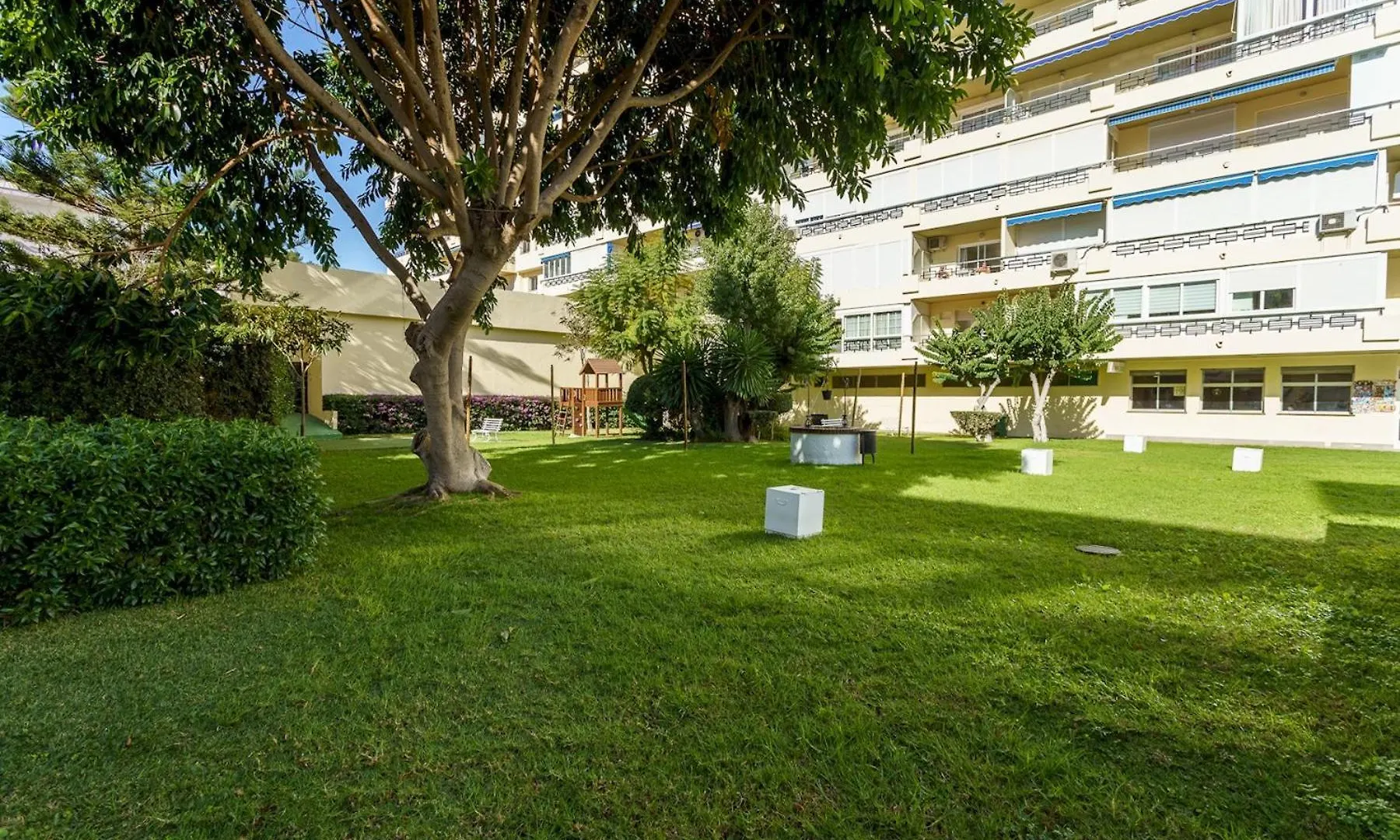 Malagasuite Carihuela Apartments Torremolinos 0*,