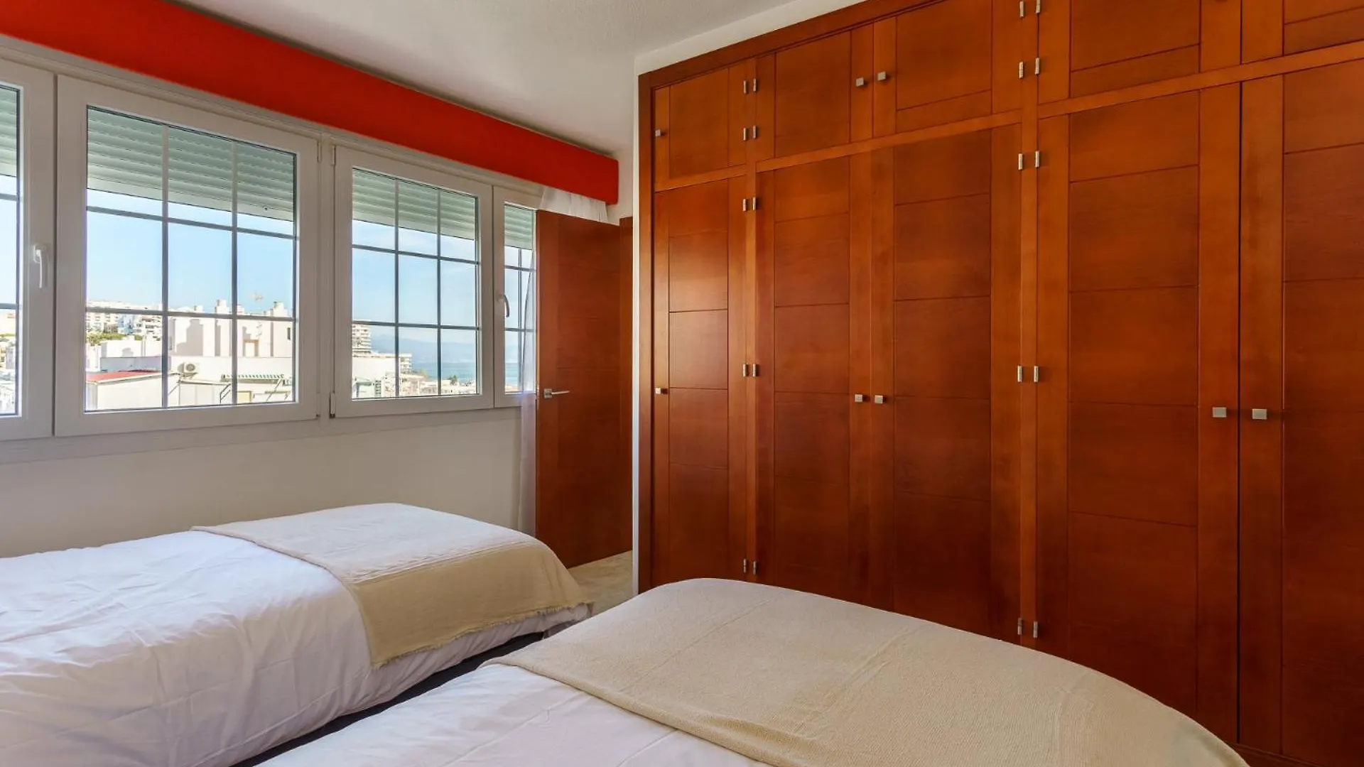Malagasuite Carihuela Apartments Torremolinos 0*,