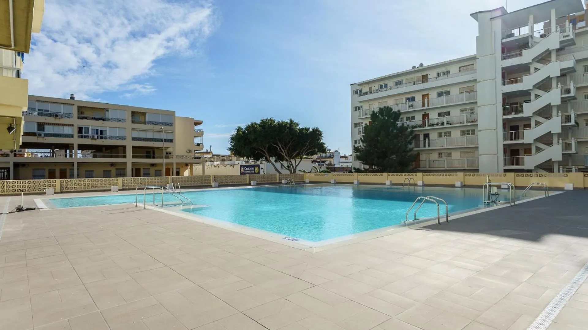 Malagasuite Carihuela Apartments Torremolinos